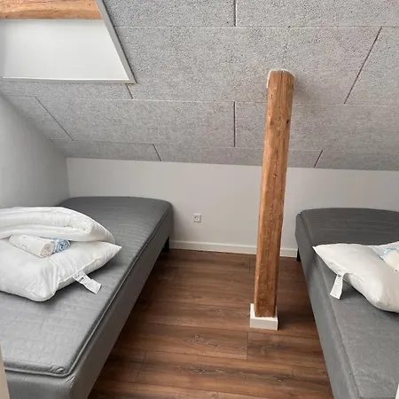 8 Vaerelses - 3 Apartmán *